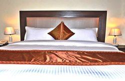 Deluxe Rooms Amenities Services
