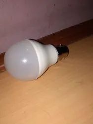 9 Watt LED AC/DC Bulbs with 4 Hrs. Battery back up