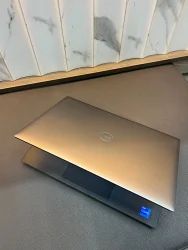 Dell Precision 5470 Ultra-Premium 4K Mobile Workstation Built for Professionals
