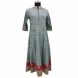 Ladies Embroidered Kurti